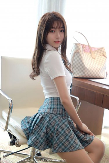恨君不似江楼月在线观看